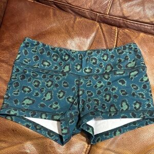 Fleo Green and Black Athletic Shorts with Wide Waistband